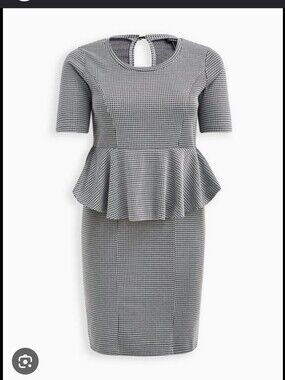 Torrid Peplum Houndstooth Pencil Dress in Black & White Sz 3
